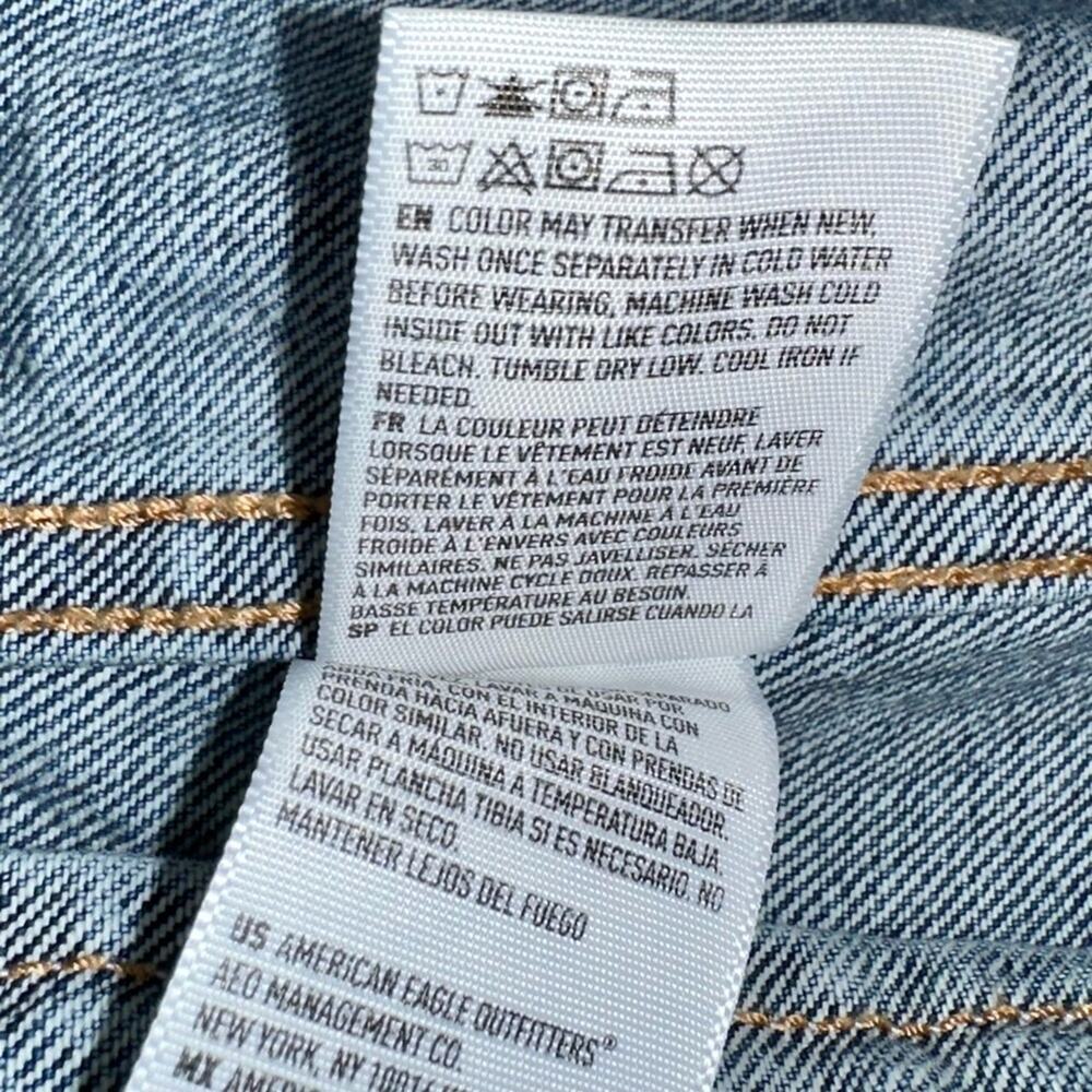 American Eagle Classic Denim Jacket Size Small - Picture 9 of 15